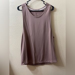 Lululemon License to train tank Large twilight rose